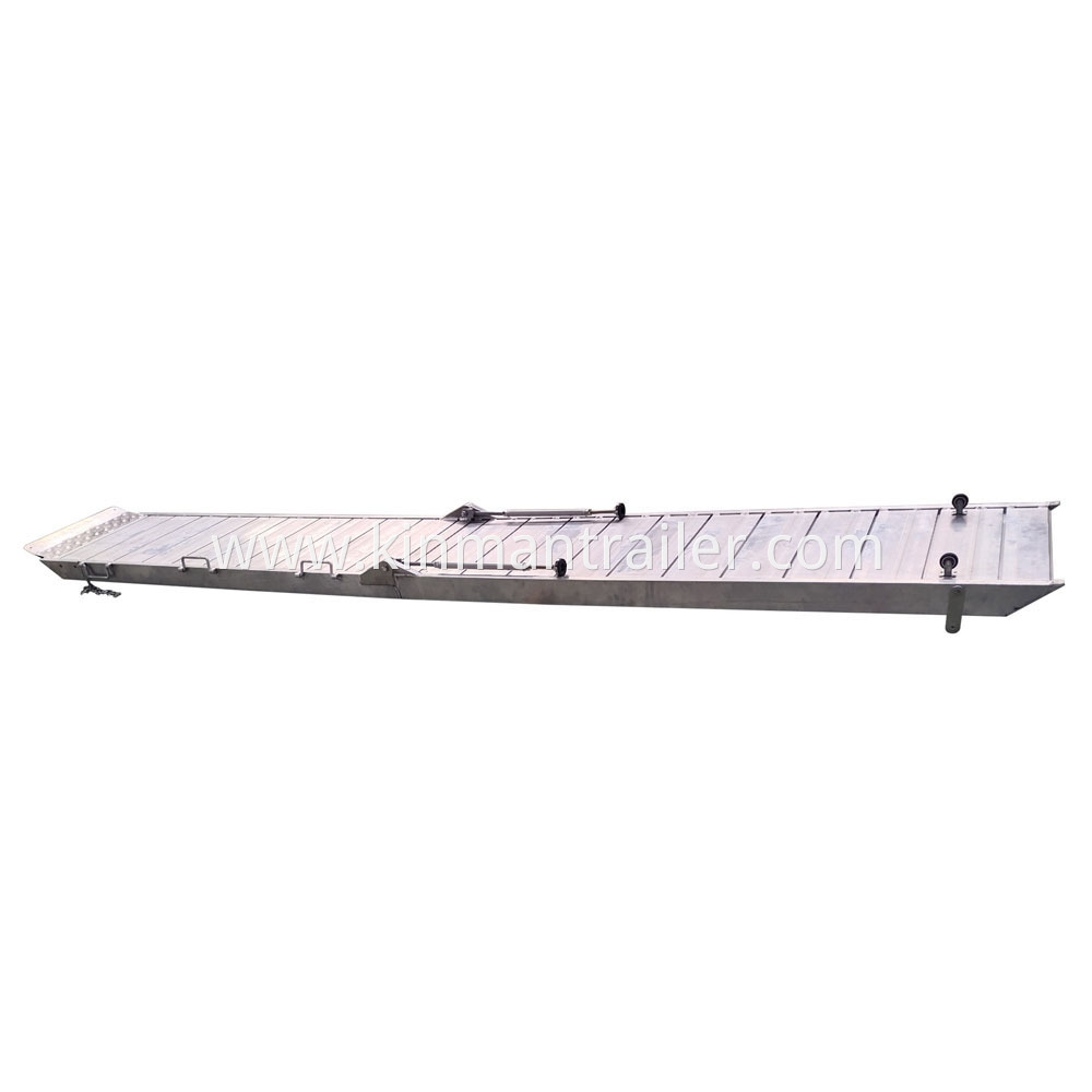 folding ramp for trailer